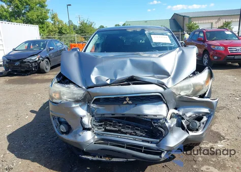 2014 Mitsubishi Outlander Sport Es z USA, uszkodzony, nr VIN 4A4AP3AU1EE026872